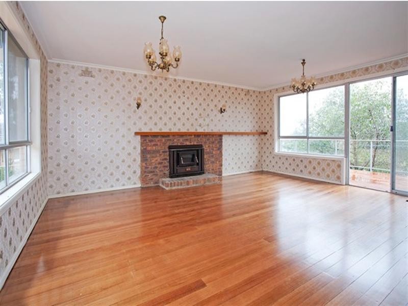 35 Reigate Road, Highton VIC 3216