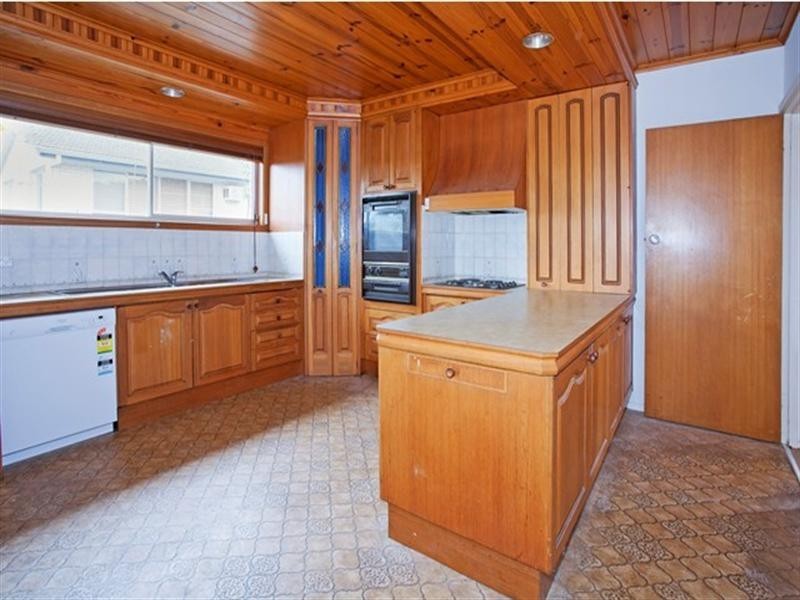 35 Reigate Road, Highton VIC 3216