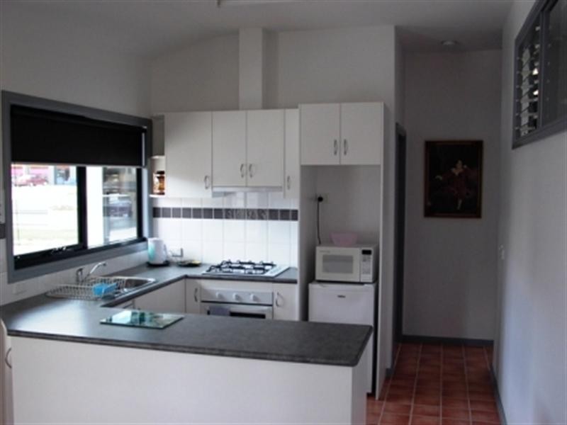 4/117 Torquay Road, Grovedale VIC 3216