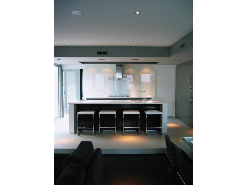 2/32 Mercer Parade, Newtown VIC 3220