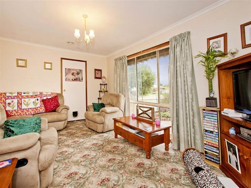 2/4 Lucy Court, St Albans Park VIC 3219