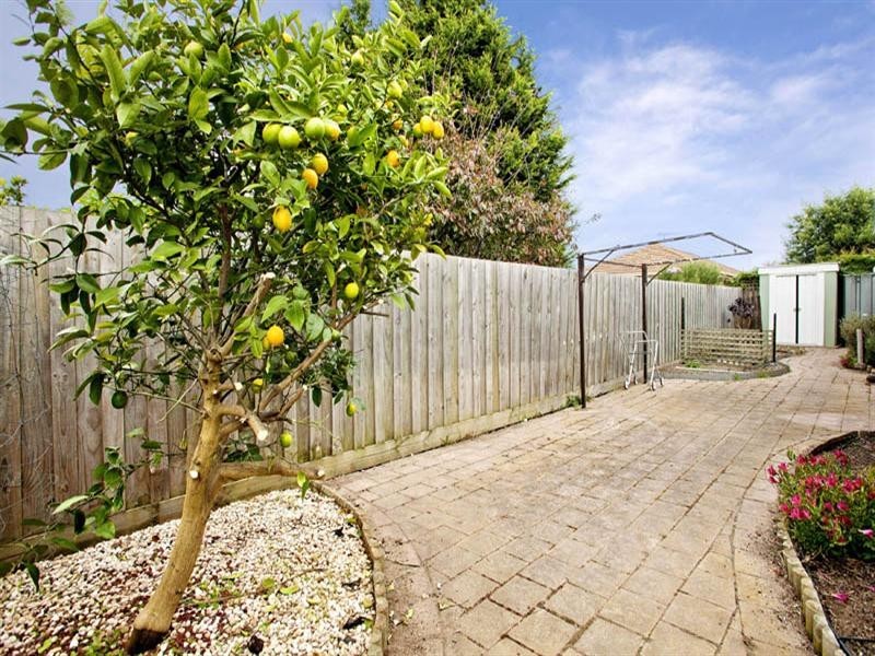 2/4 Lucy Court, St Albans Park VIC 3219