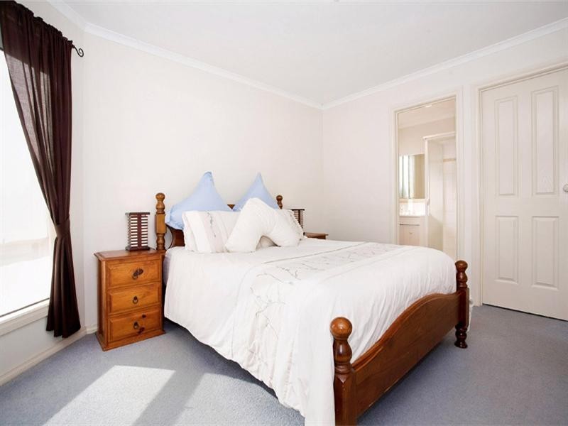 7 Malinda Crescent, Bell Park VIC 3215