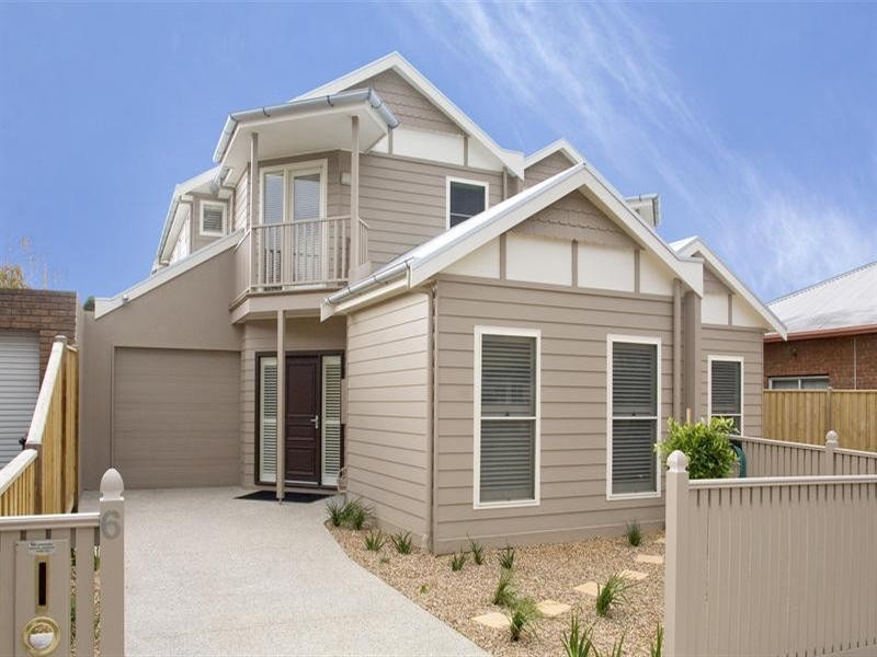 6 Clarke Street, Newtown VIC 3220