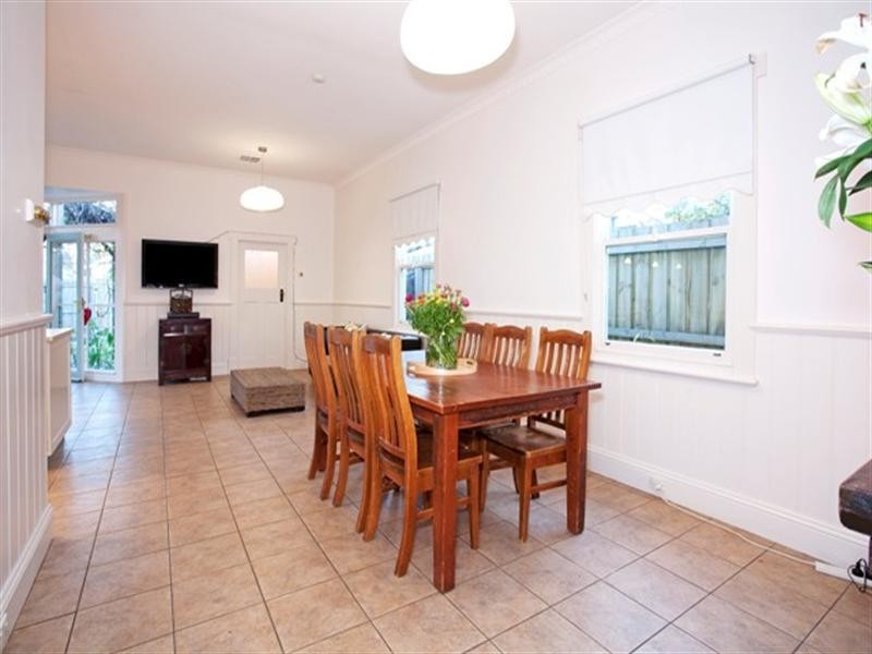 16 Thorne Street, East Geelong VIC 3219