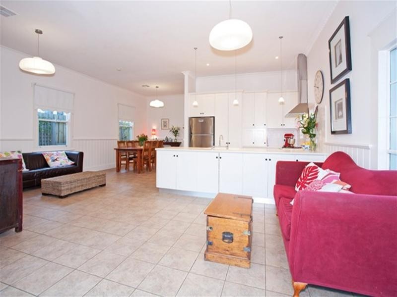 16 Thorne Street, East Geelong VIC 3219