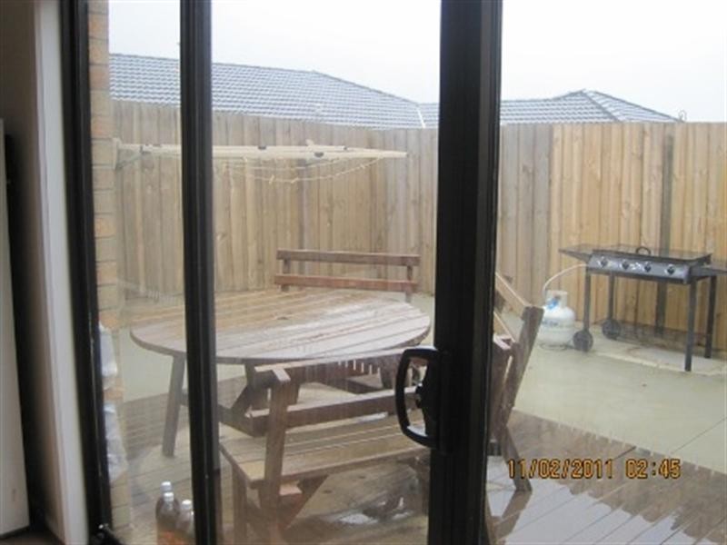 Room 6/22 Ficinia Mews, Highton VIC 3216