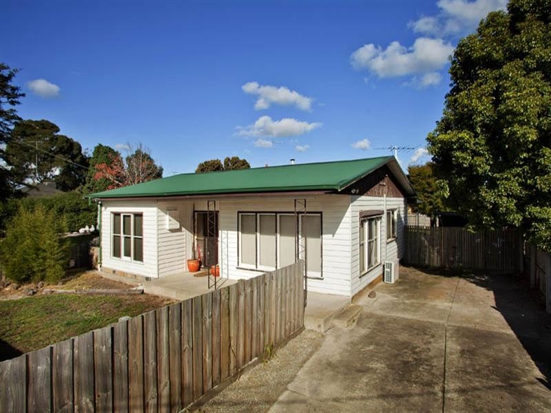 42 Regent Street, Whittington VIC 3219