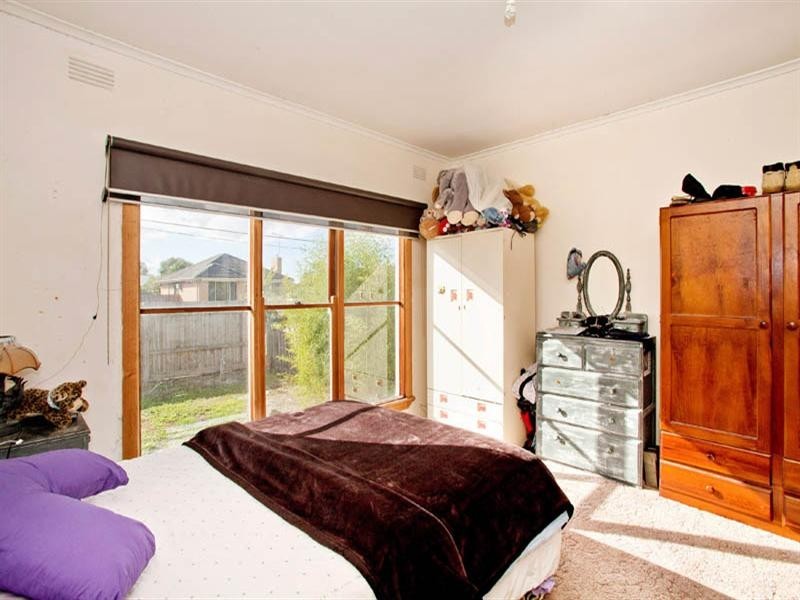 42 Regent Street, Whittington VIC 3219