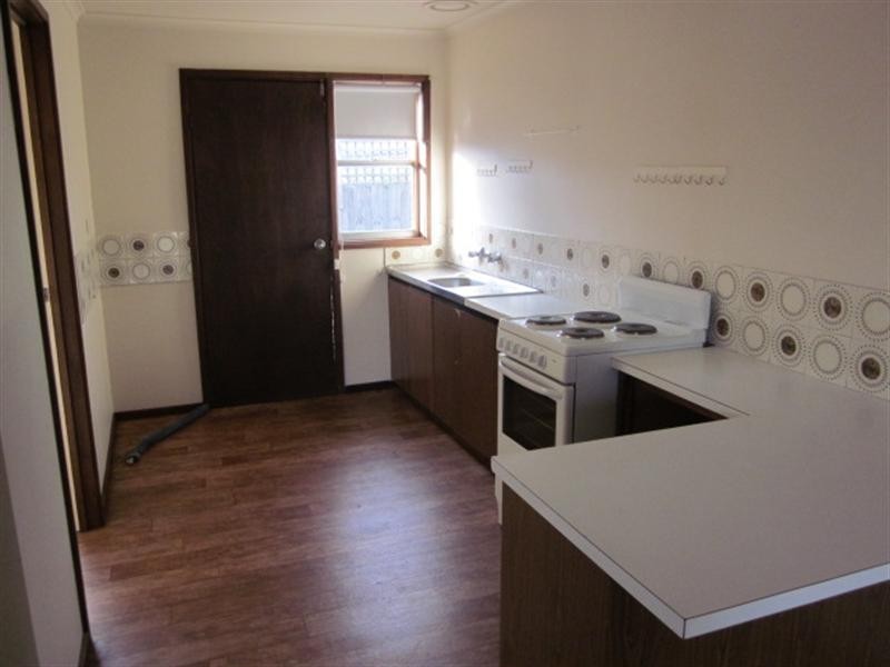 6/7 Bain Court, Newcomb VIC 3219