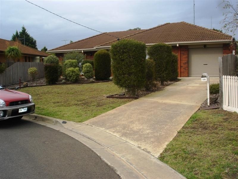 30 Schmitt Crescent, Whittington VIC 3219