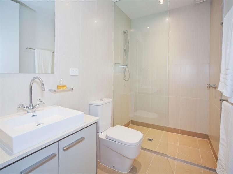203/100 Western Beach Road, Geelong VIC 3220