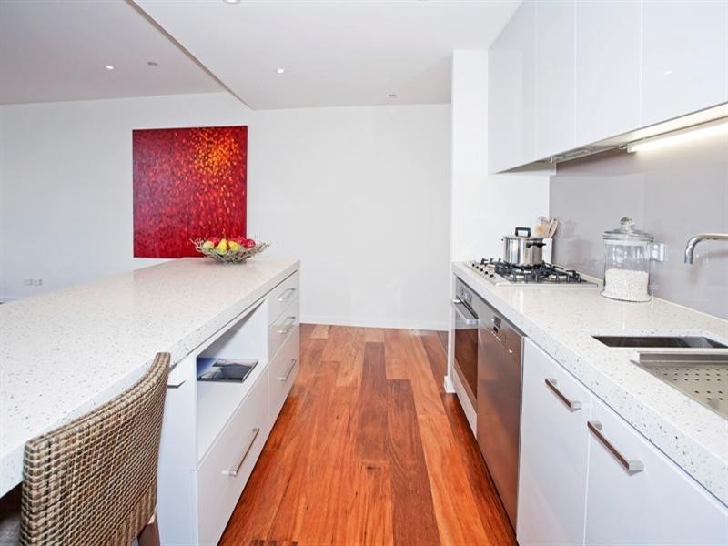 602/100 Western Beach Road, Geelong VIC 3220