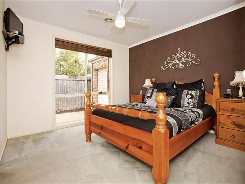 16 Doreimus Court, St Albans Park VIC 3219