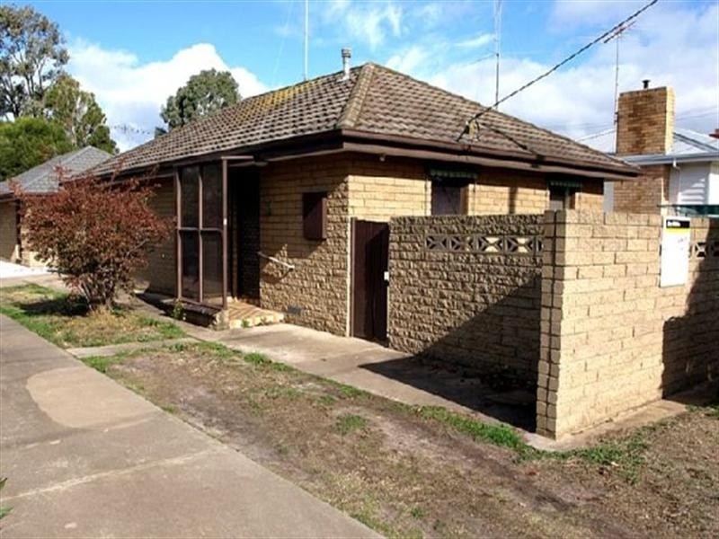 1/50 Maurice Street, Herne Hill VIC 3218