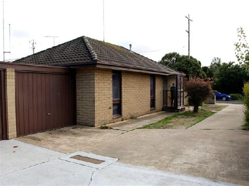 1/50 Maurice Street, Herne Hill VIC 3218