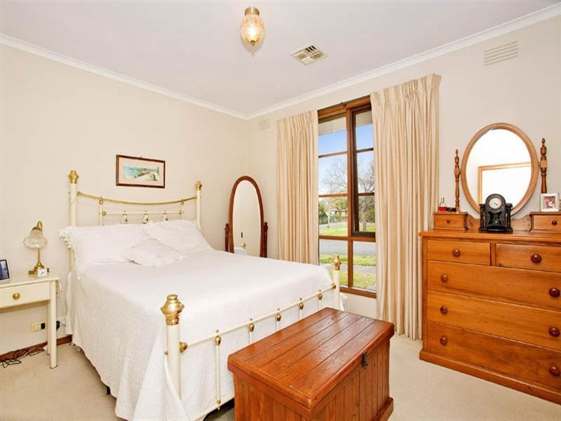 2/12 Walter Street, East Geelong VIC 3219