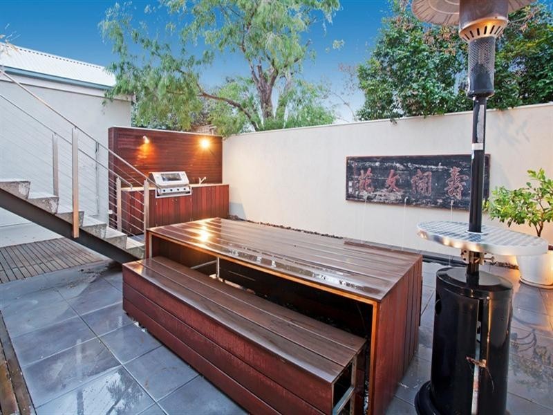 1/16 Laurel Bank Parade, Newtown VIC 3220