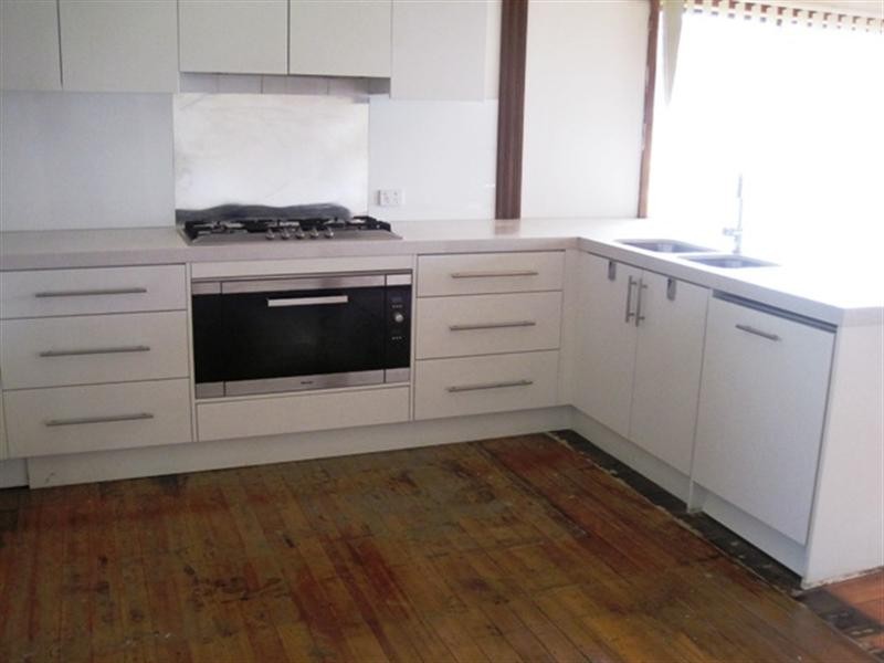 70 Vines Road, Hamlyn Heights VIC 3215