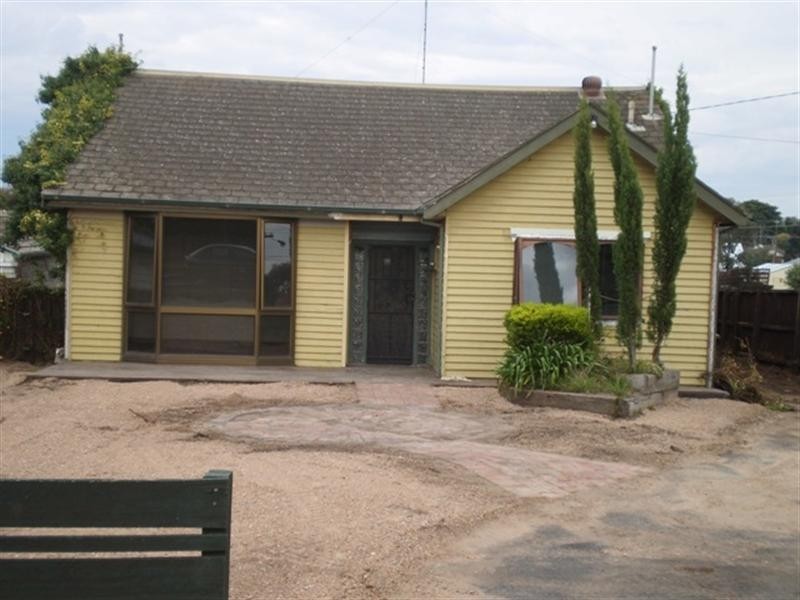 134 Francis Street, Belmont VIC 3216