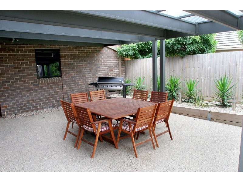 12 Cobb Court, Highton VIC 3216