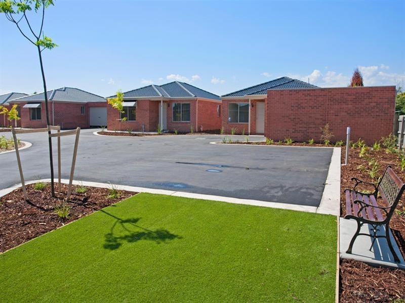 8/20 Trenton Parade, St Albans Park VIC 3219