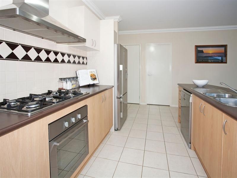 55 Willesden Drive, Waurn Ponds VIC 3216