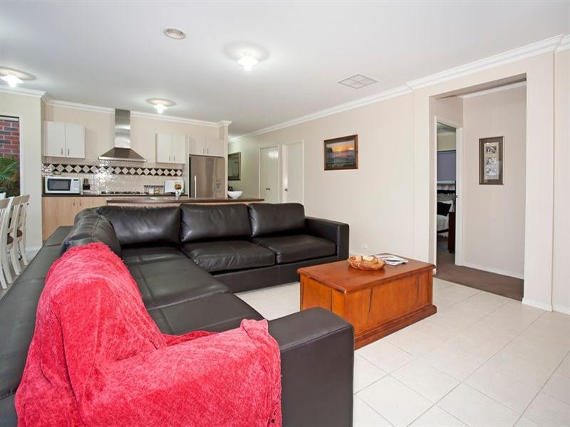 55 Willesden Drive, Waurn Ponds VIC 3216