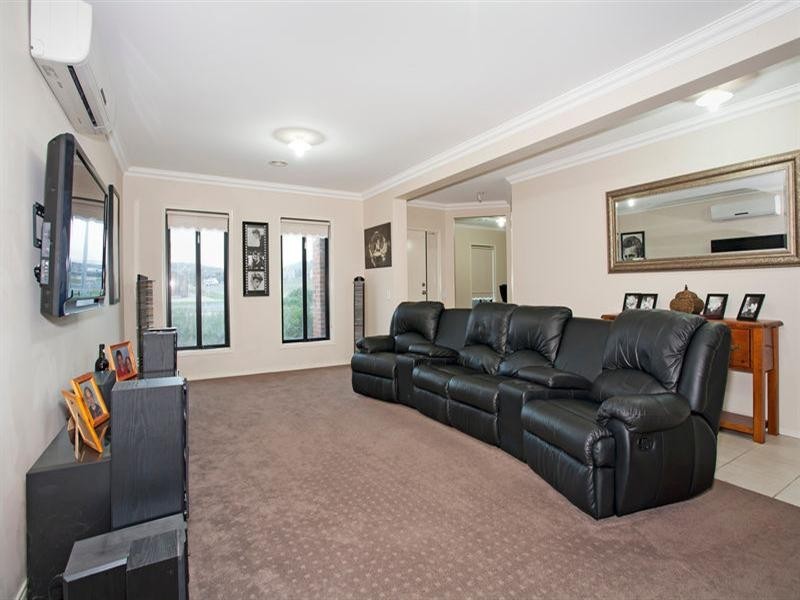 55 Willesden Drive, Waurn Ponds VIC 3216