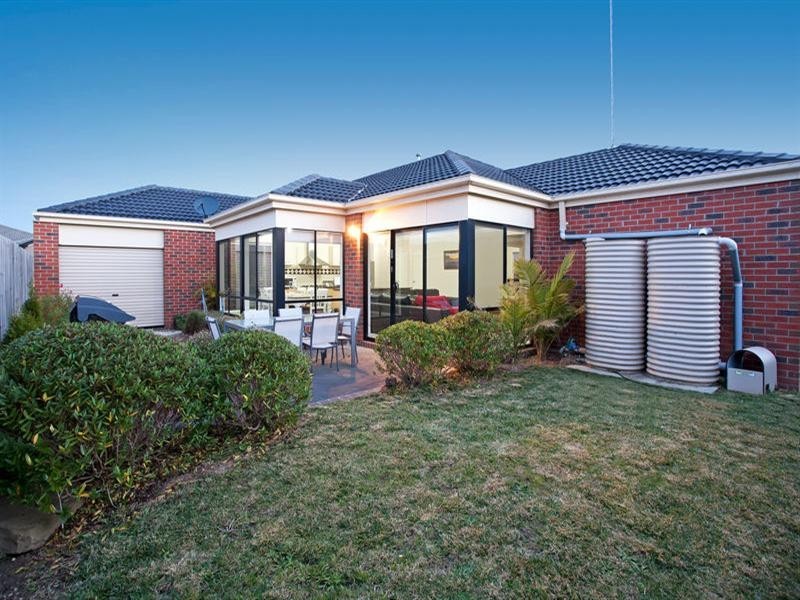 55 Willesden Drive, Waurn Ponds VIC 3216