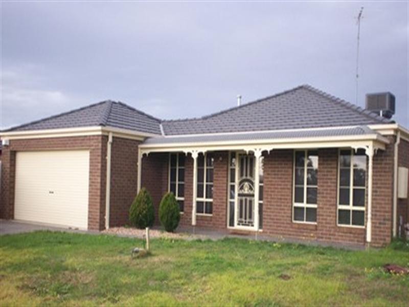 5 Clancy Place, Grovedale VIC 3216