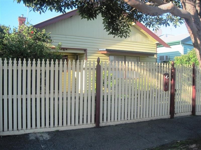 45 St Albans Road, East Geelong VIC 3219