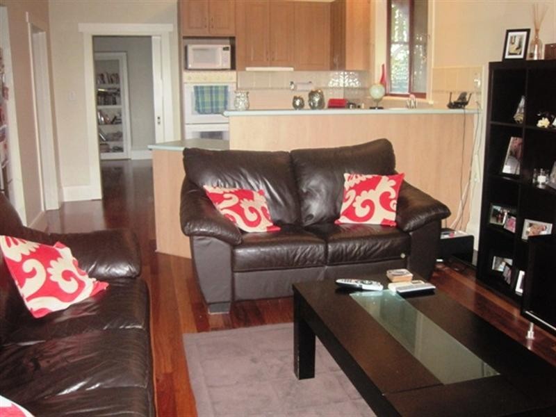 45 St Albans Road, East Geelong VIC 3219