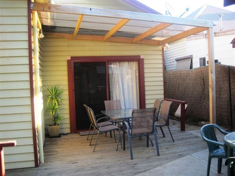 45 St Albans Road, East Geelong VIC 3219