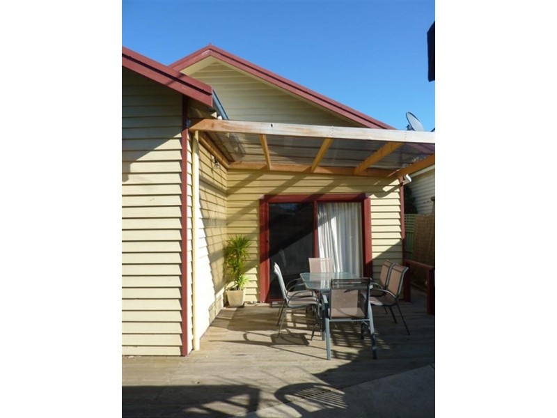 45 St Albans Road, East Geelong VIC 3219