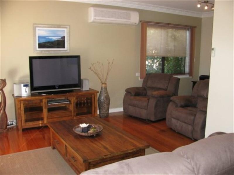 32 Mernda Parade, Belmont VIC 3216