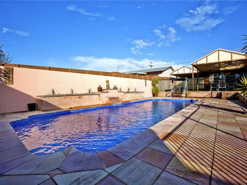 22 Peter Street, Grovedale VIC 3216