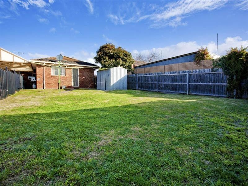 22 Peter Street, Grovedale VIC 3216