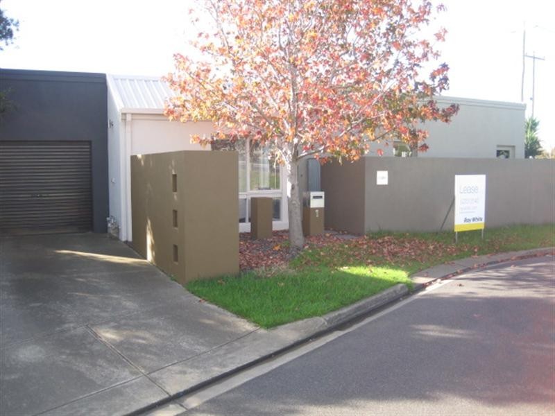 1 Coots Court, Rippleside VIC 3215