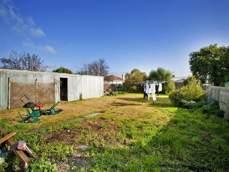 22 Brayshay Road, Newcomb VIC 3219