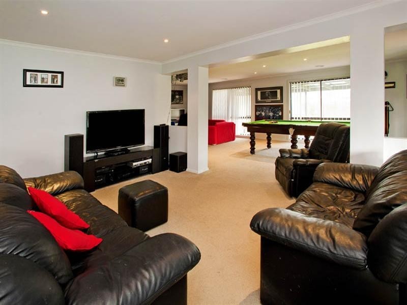 36 Mayfield Crescent, St Albans Park VIC 3219