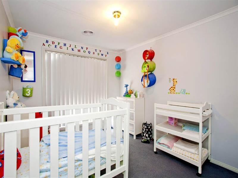 36 Mayfield Crescent, St Albans Park VIC 3219