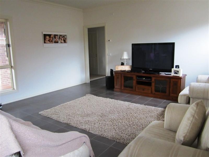 15 Marvins Place, Marshall VIC 3216