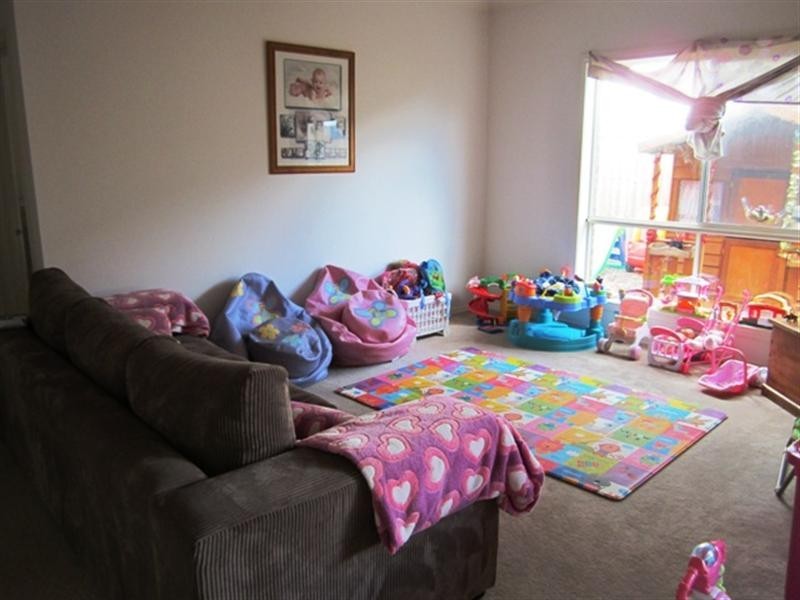 15 Marvins Place, Marshall VIC 3216