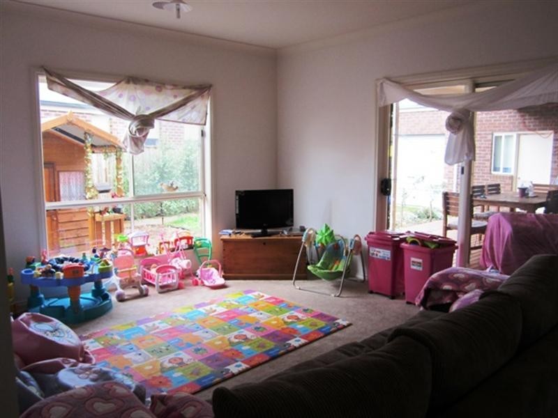 15 Marvins Place, Marshall VIC 3216