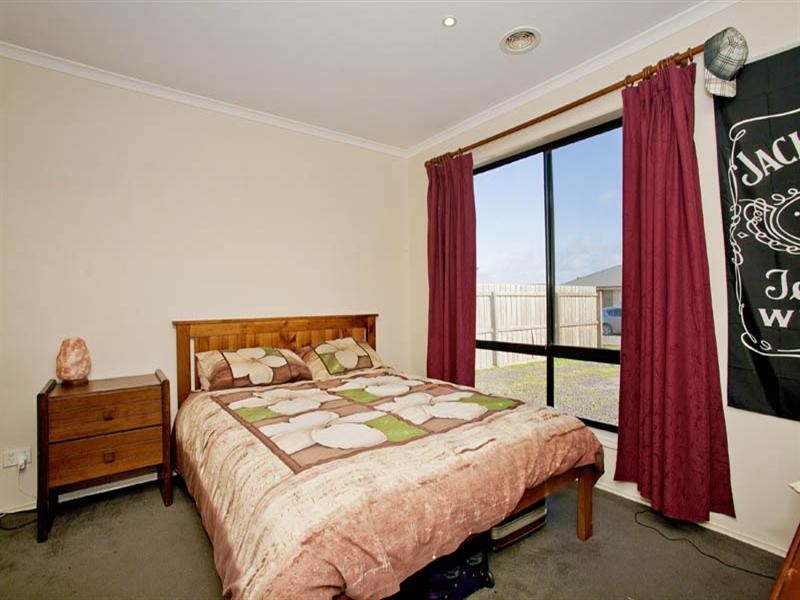 14 Juniper Court, Corio VIC 3214