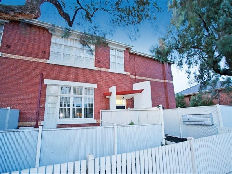 2/209 Melbourne Road, Geelong VIC 3220