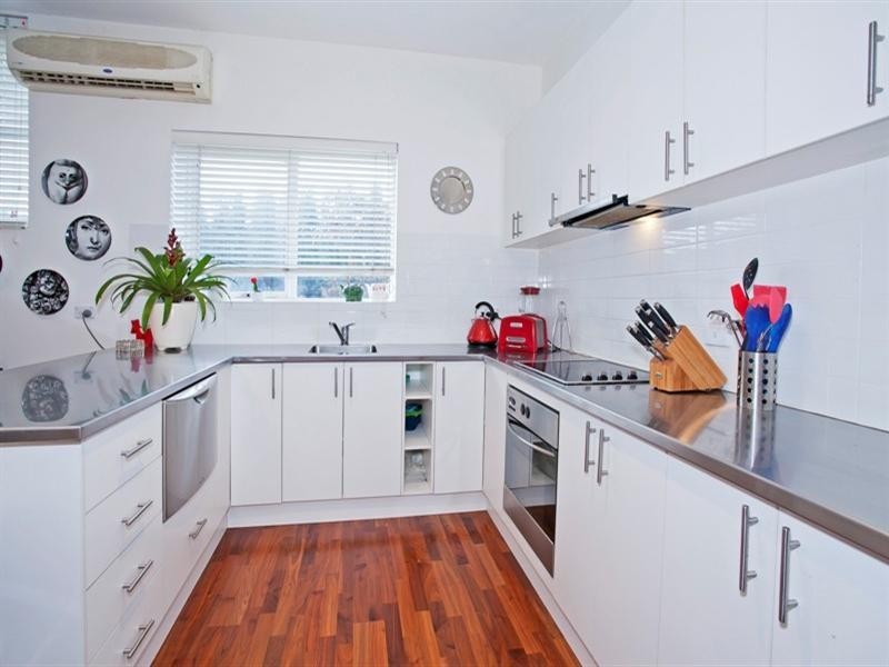 2/209 Melbourne Road, Geelong VIC 3220