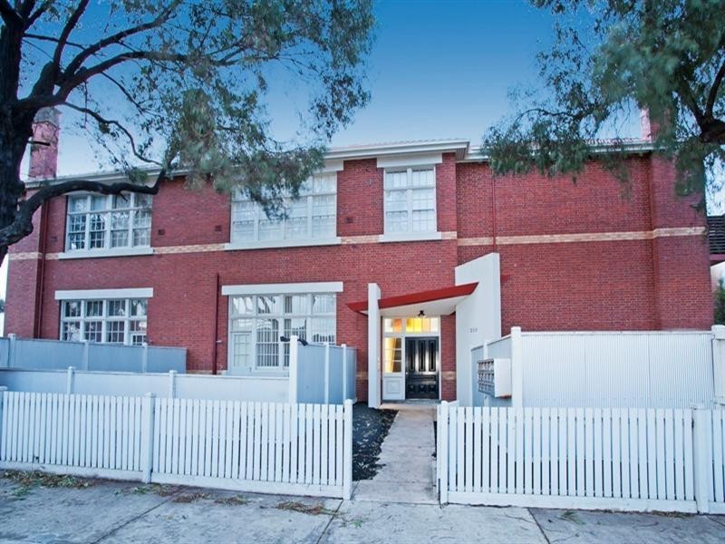 2/209 Melbourne Road, Geelong VIC 3220