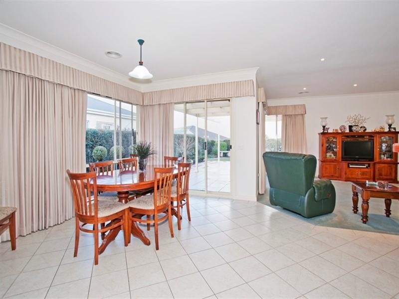 79 Augustine Drive, Highton VIC 3216